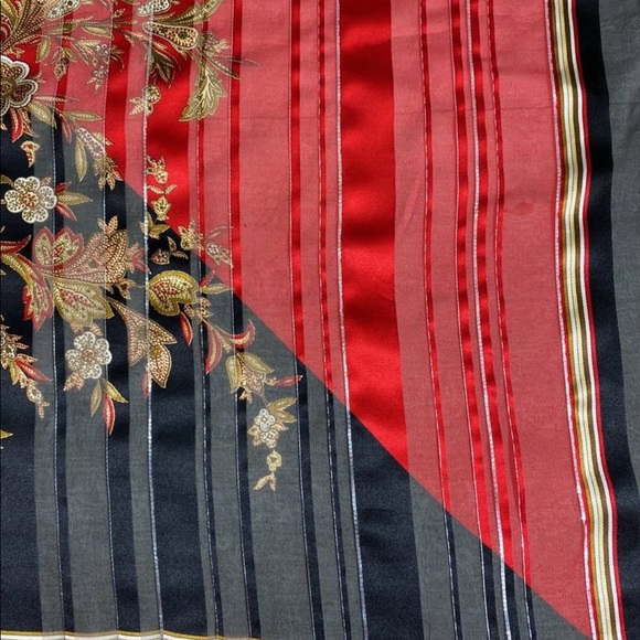 Valentino scarf - Picture 3 of 7